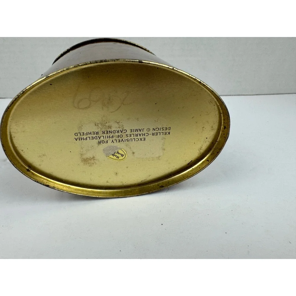Vintage Hunting Dog Brittany Spaniel Oval Metal Tin Autumn Landscape 5 Inch